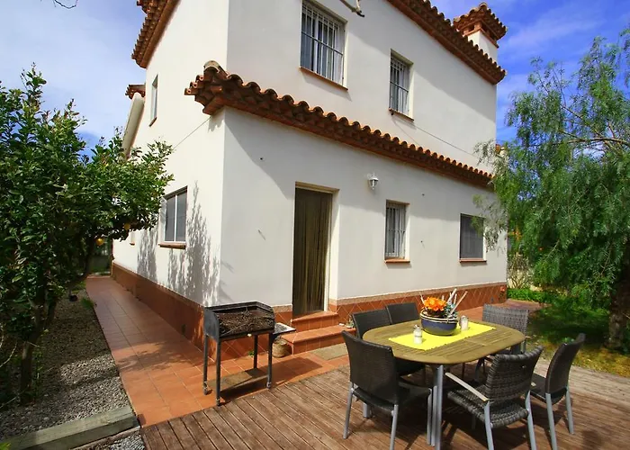 Villa Arenda Rivera *