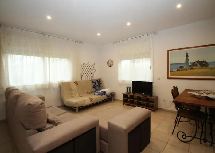 Arenda Rivera Villa